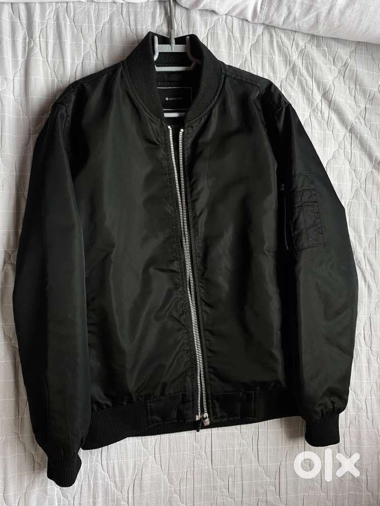 Black Bomber Jacket – Perfect for Bikers