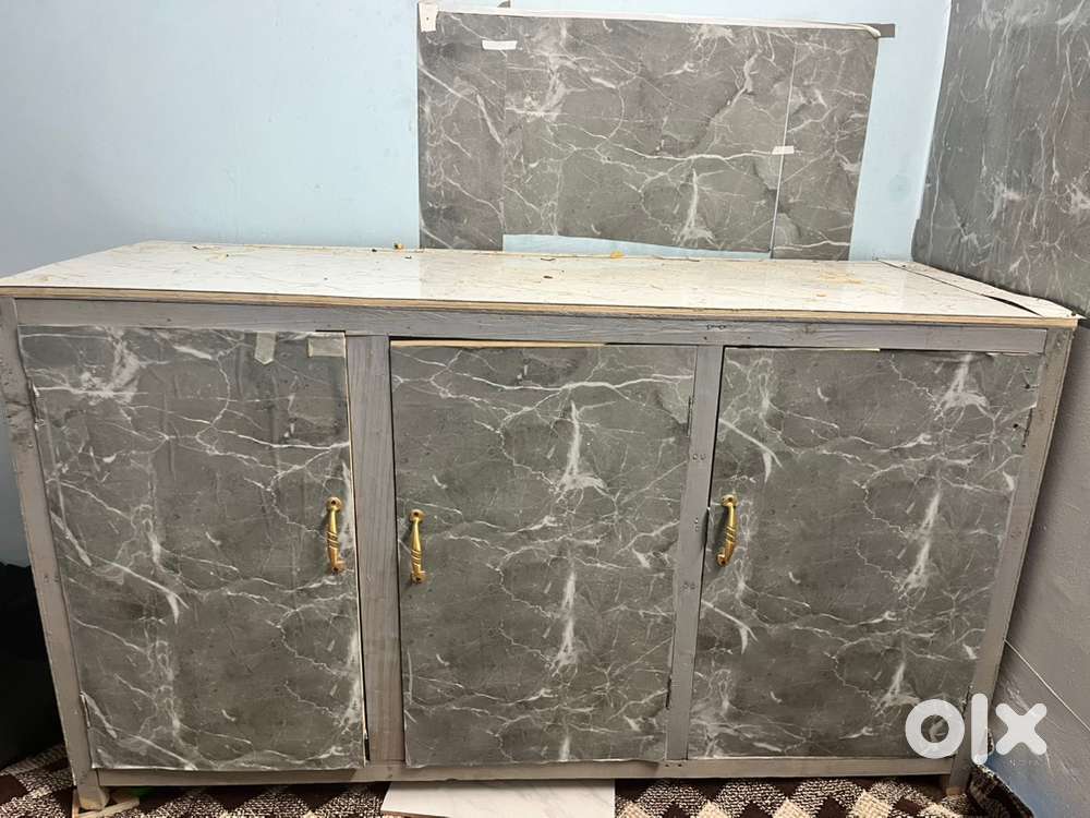 Gas table for room