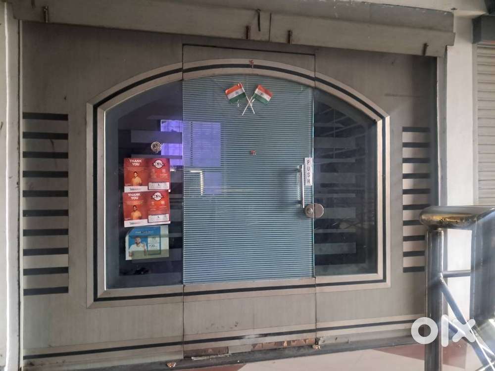 Parasmani mall shop for sale