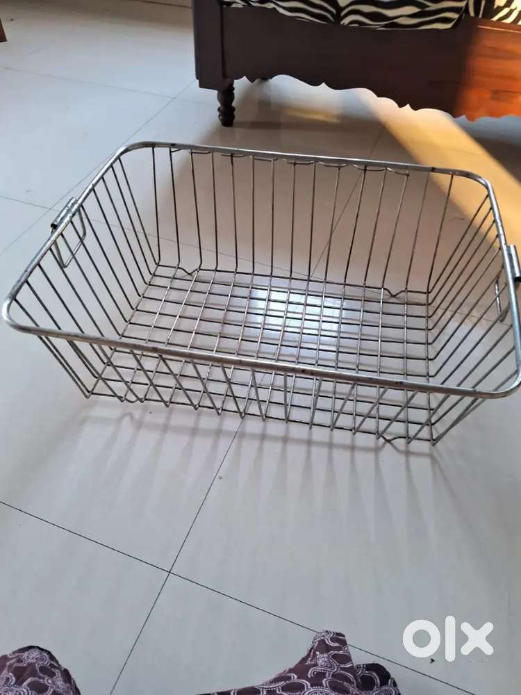 Steel and steel kitchen basket