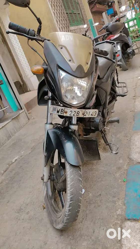 YAMAHA SZ RR (MINT CONDITION) URGENT SELL