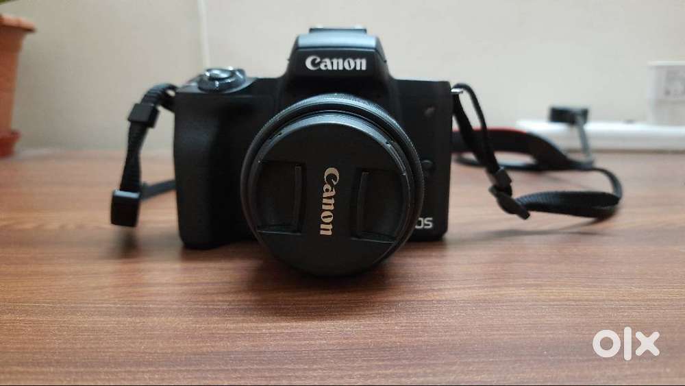 Canon EOS M50 MKII w/ 15-45MM + 35MM Lens