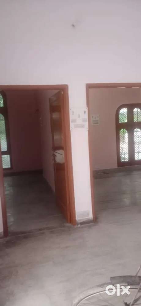 2200sqft house for office coaching godown library Aliganj main road