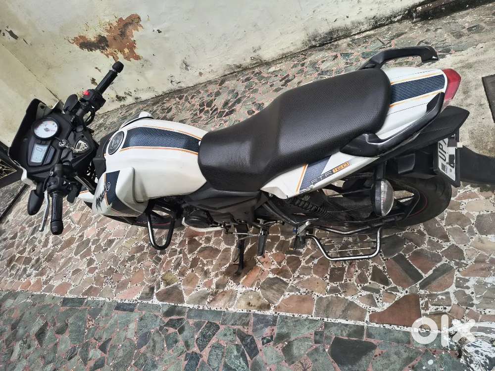 Tvs Apache RTR 160 - Excellent Condition  Michlein Radial Tyre