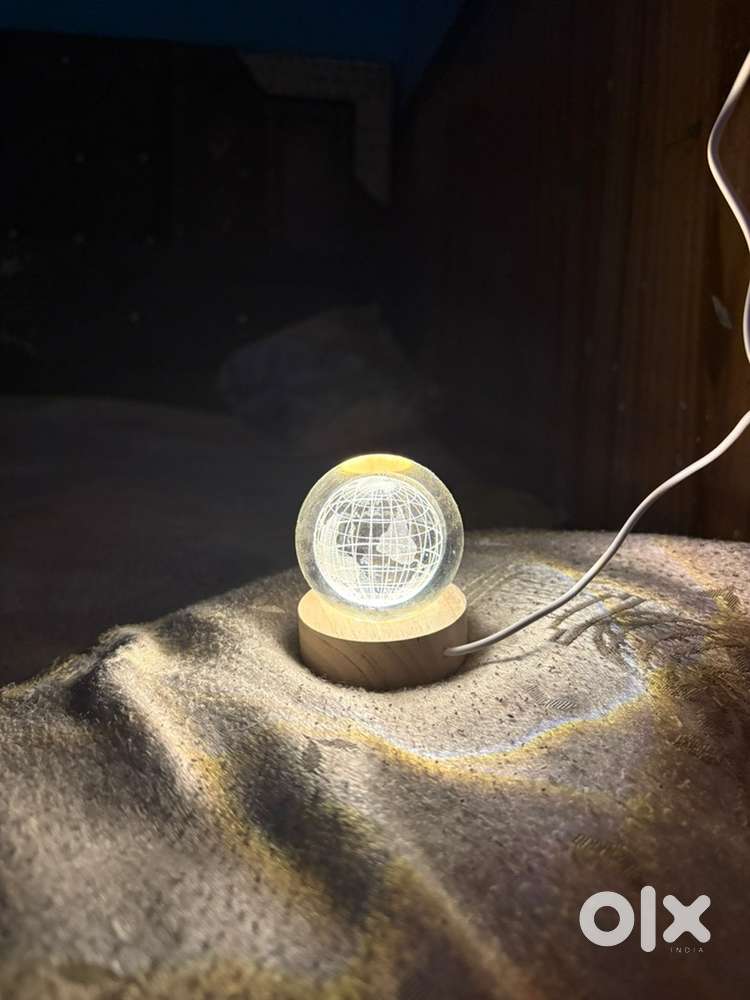 Crystal ball night light 3d