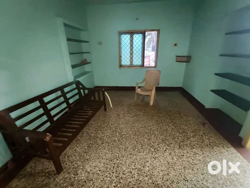 1 BHK HOUSE/ FAMILY OR GIRL BACHELOR/VELACHERY IIT GATE