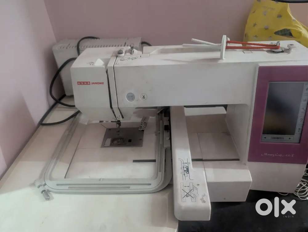 Usha 450E embroidery machine