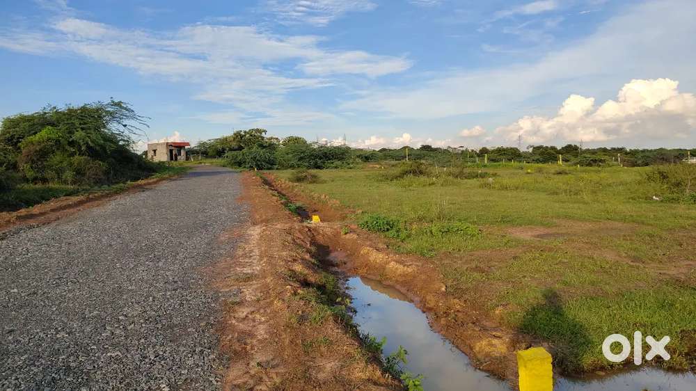 Resale plot @ Padappai