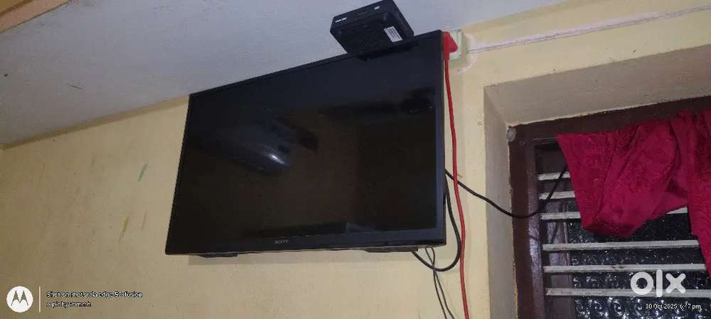 Sony ( Bravia 32 inch Tv )