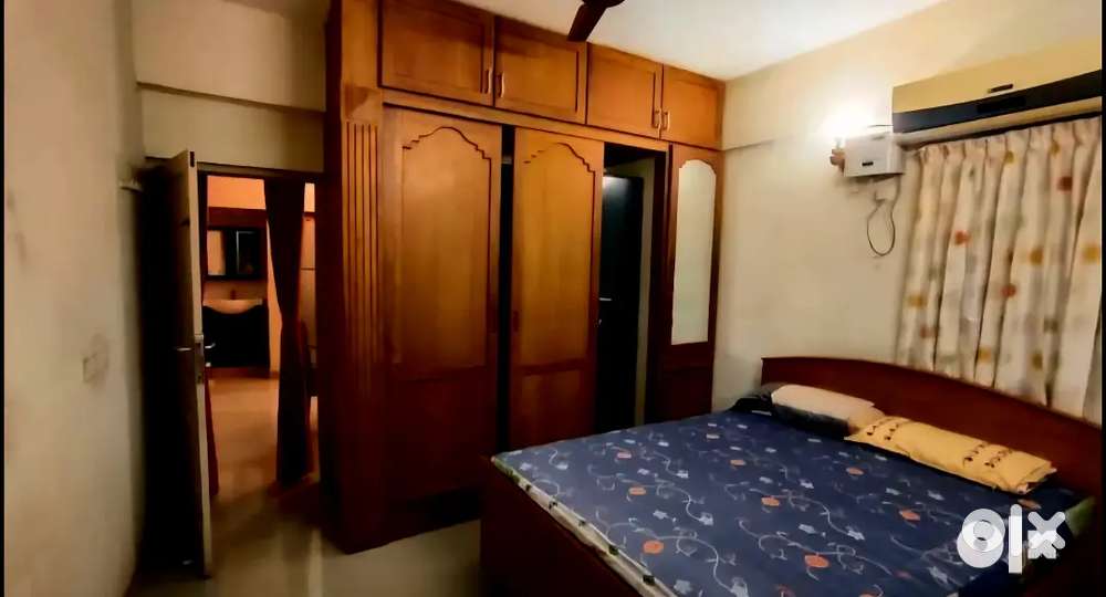 Ladies PG in prime Location [Fully furnished flat]