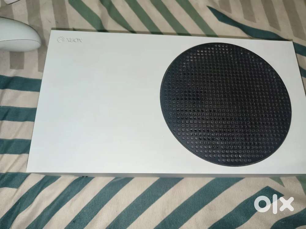 Xbox series S 512 GB mint condition