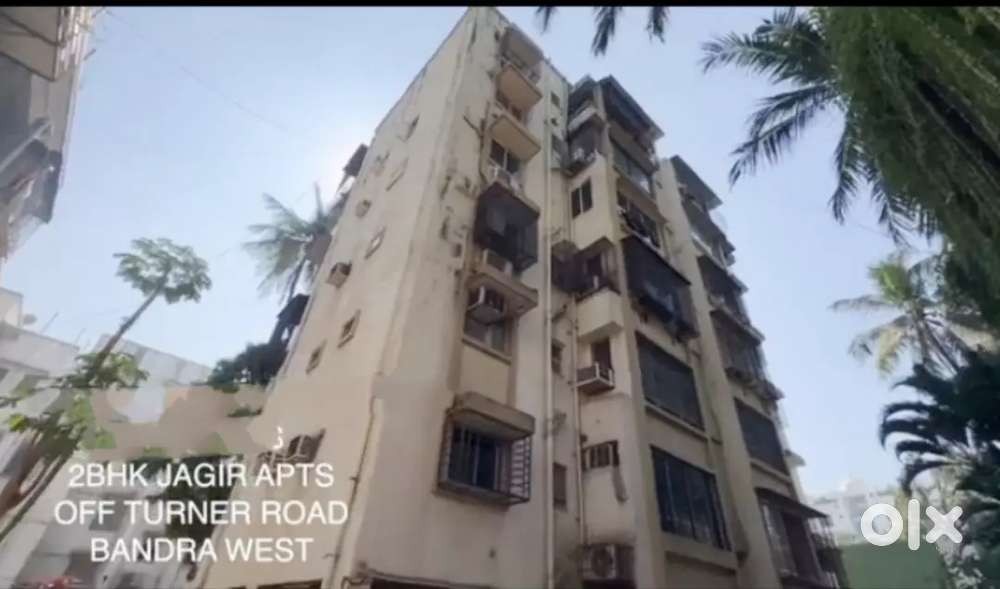JAGIR-APTS BEAUTIFUL 2 BHK-BALCONY-SEMI-FURNISHED-BANDRA W- 1 L PM