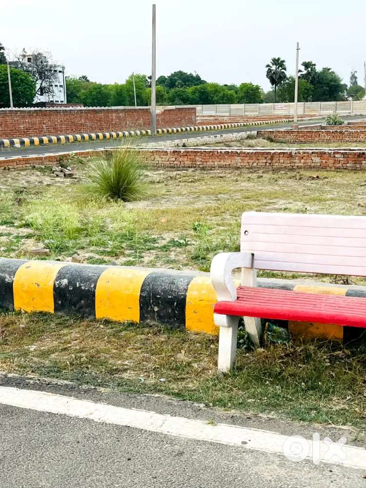 Lucknow me plot lena huwa आसान कानपुर रोड बंथरा में