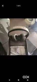 Raycon fitness headphones new unused Bluetooth.
