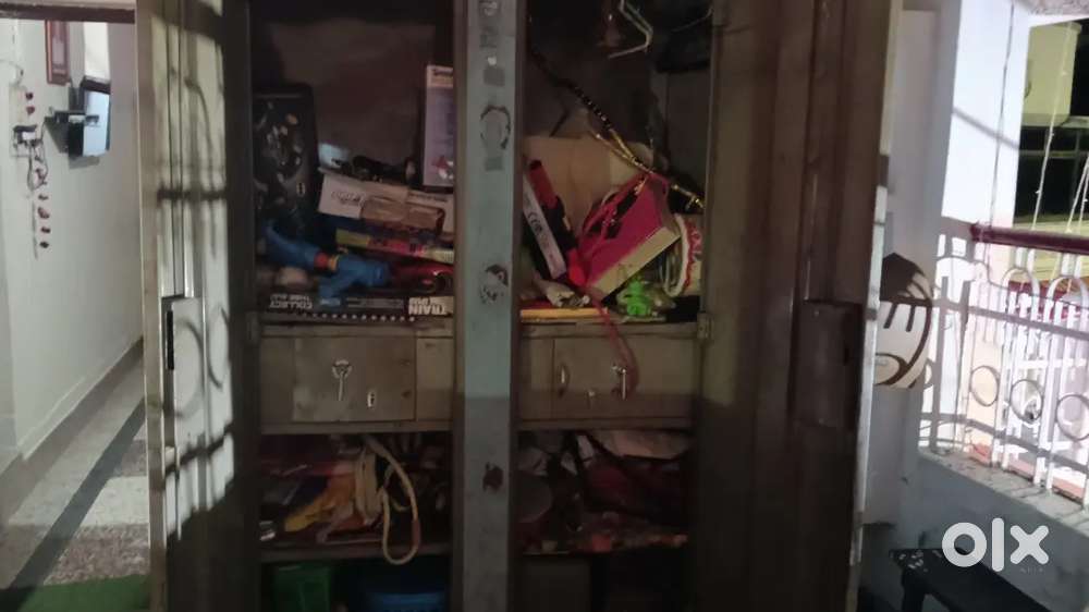 Metal wardrobe