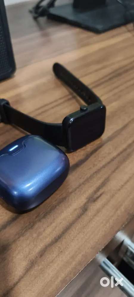 Earbuds and smart watch