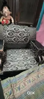 Sofa 5 seater tkhat paydan choti masi. Ke per