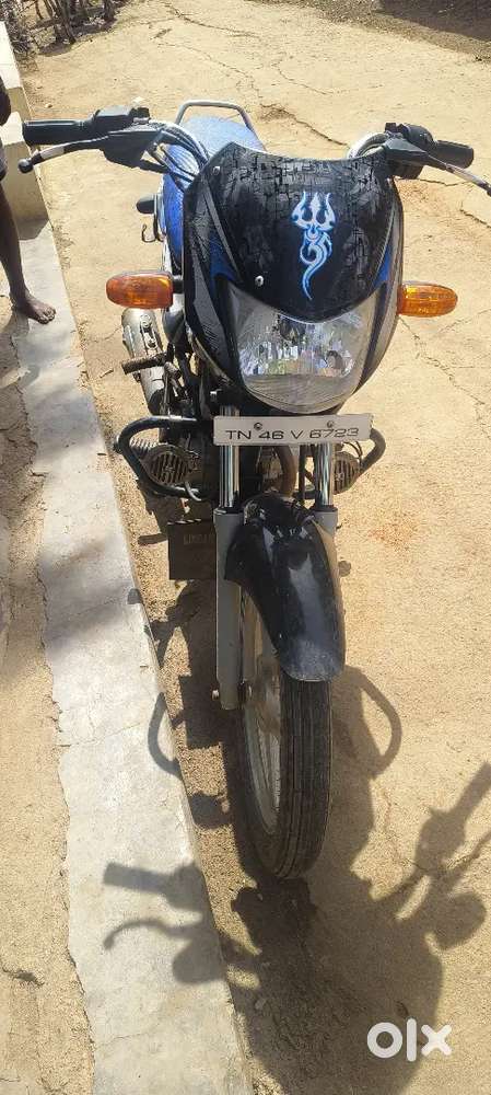 BIKE Good condition. 1. litre petrol 85 km milleage