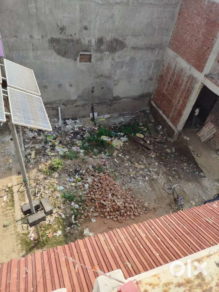 Dusara bada plot lena hai