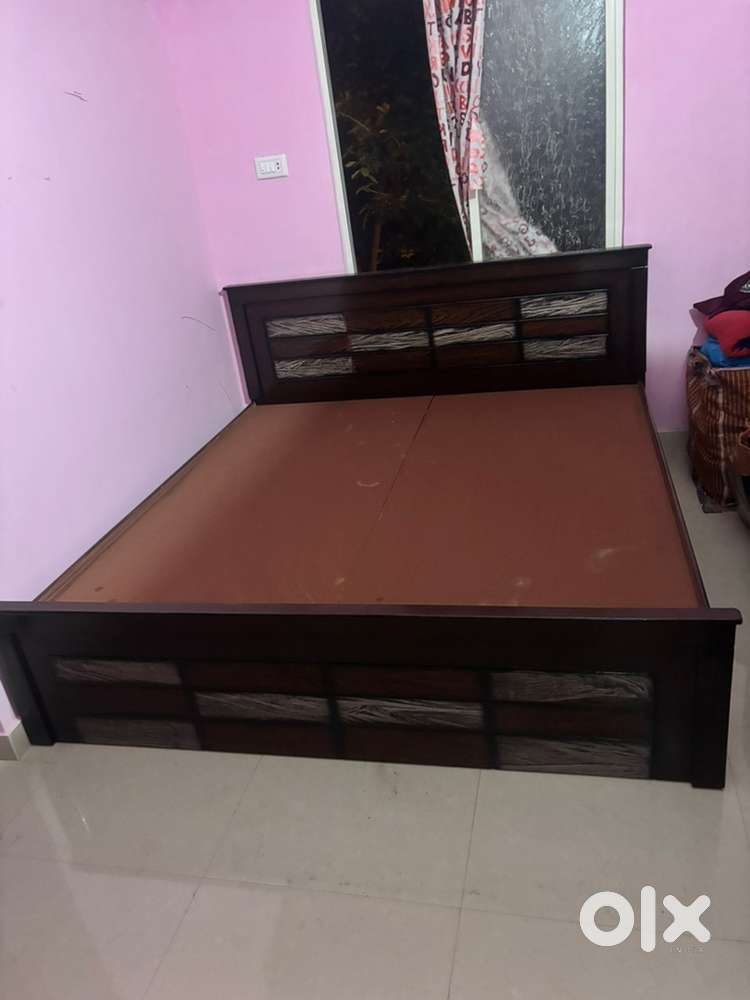 qeen size with out storage cot wholesale Pirce