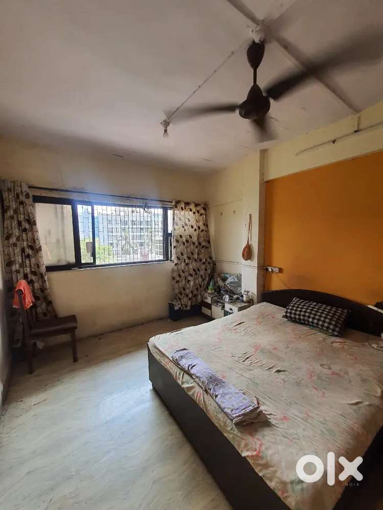 Single occupancy in fully furnished flat malad west