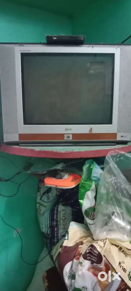 L G TV  LG company old model