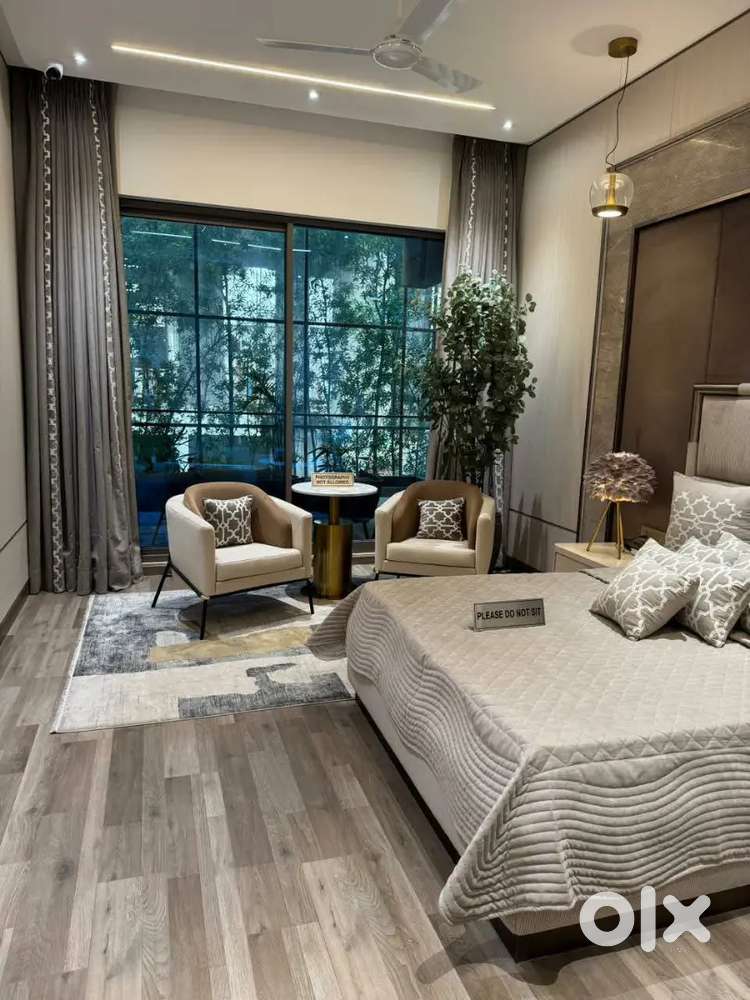 near market &metro morden pg with daily houskeeping