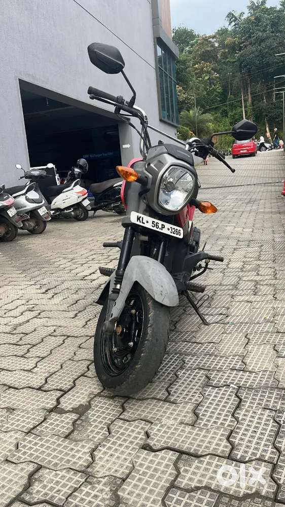 Honda navy good condition