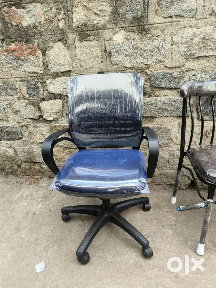 BRAND NEW MODEL OFFICE CHAIR DIRECT FROM FACTORY