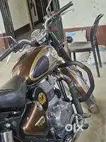 Classic 350  one hand