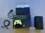 Xbox Series X 1TB Black. everything included