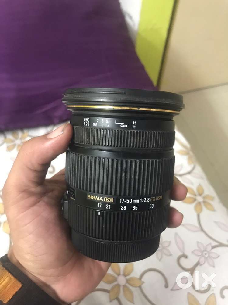 Sigma DC 17-50 mm f/2.8 lens