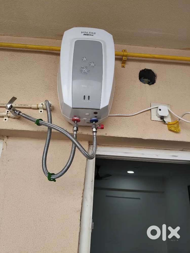 Voltas Insta 5 Liter water Geyser invoice date 03 Nov 20205