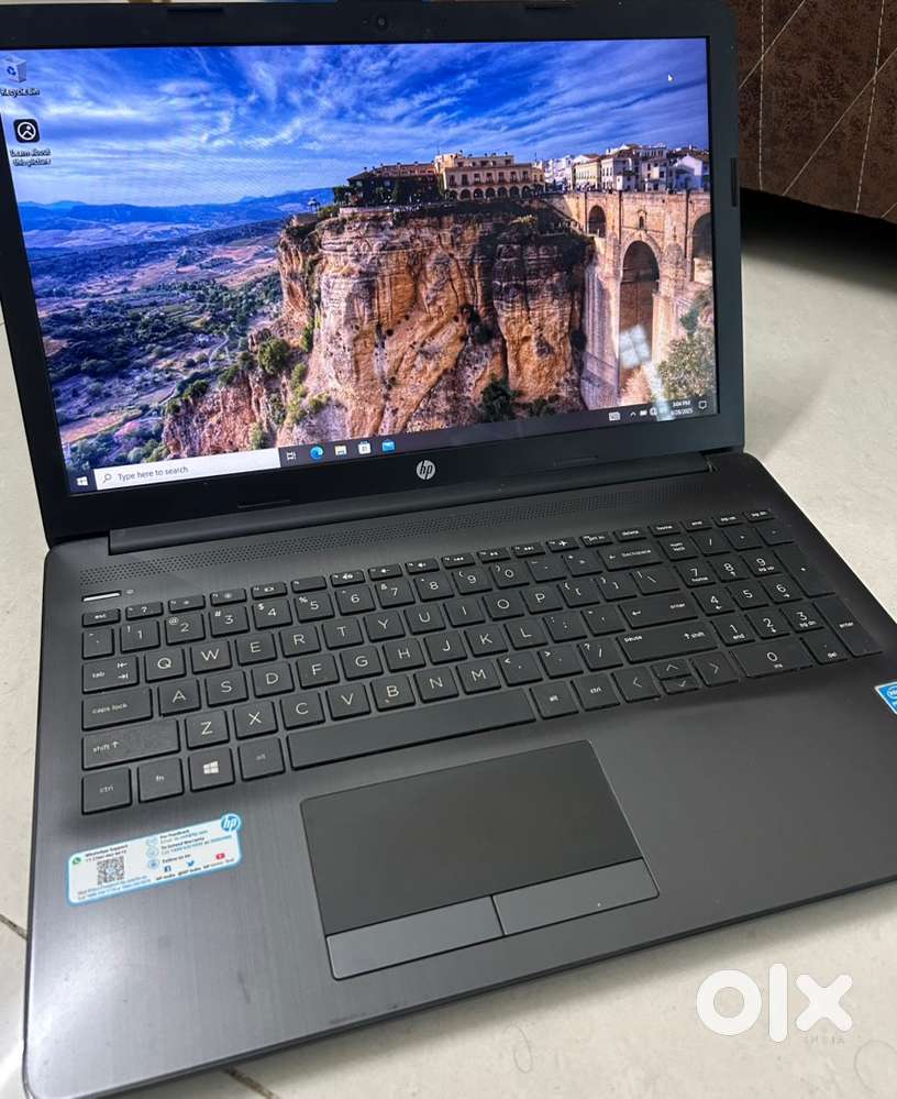 HP 15.6 inch display laptop in good condition and no remarks
