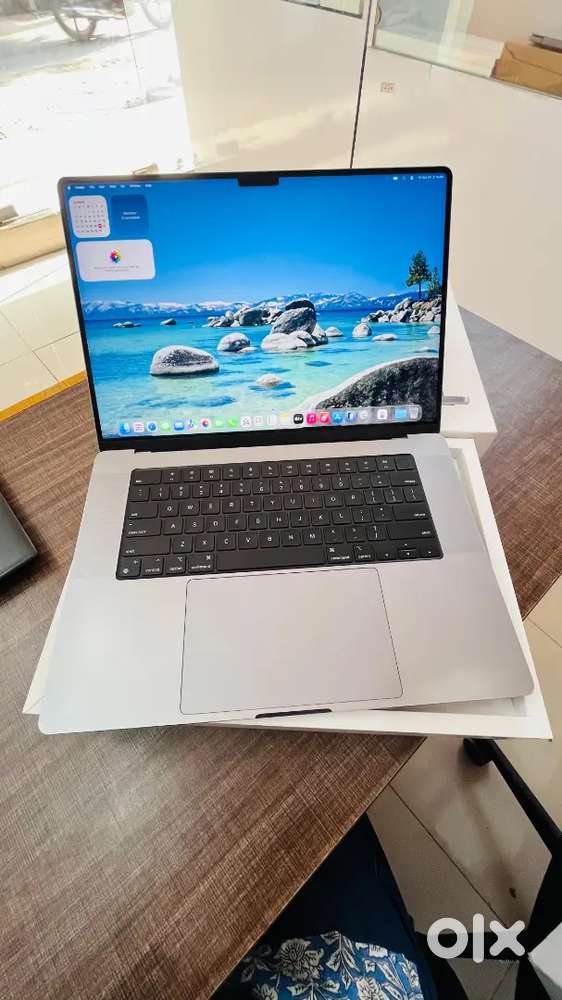MacBook Pro M1 Pro (16 inches) 32/512gb SSD