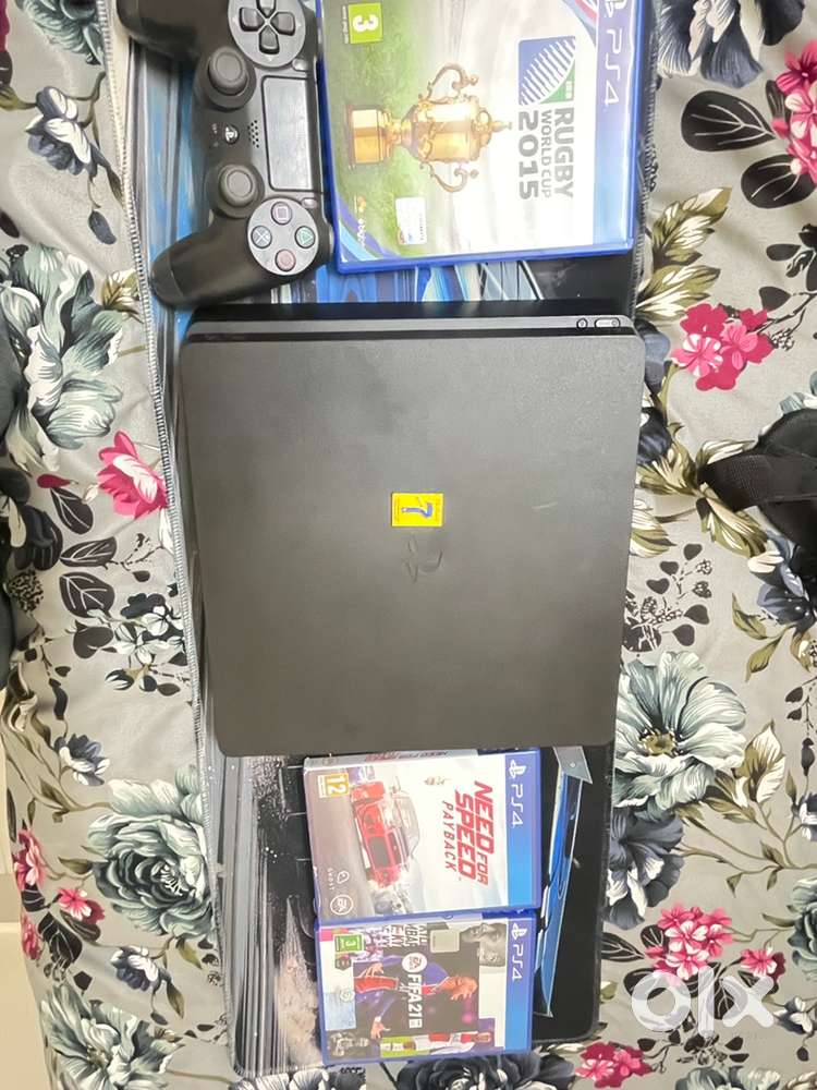 Ps4                        Slim.       1 TB