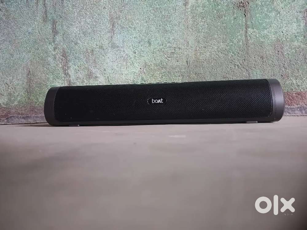 boat speeker multicolor light and 20 days before