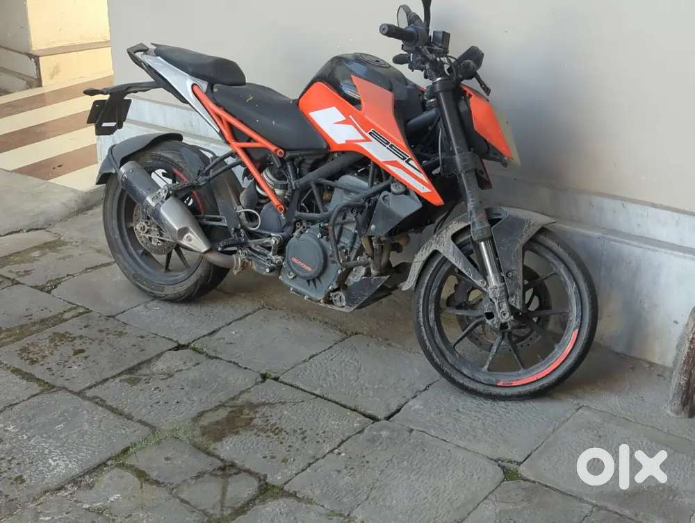 KTM DUKE 250