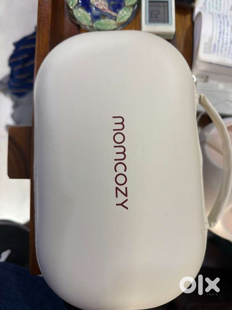 Momcozy breast pump