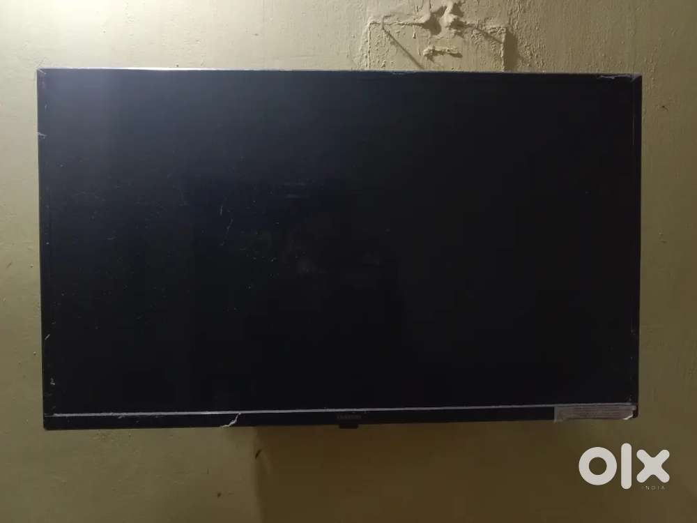 TV samsung smart 23 inch