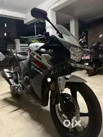 CBR 250 R For SALE !