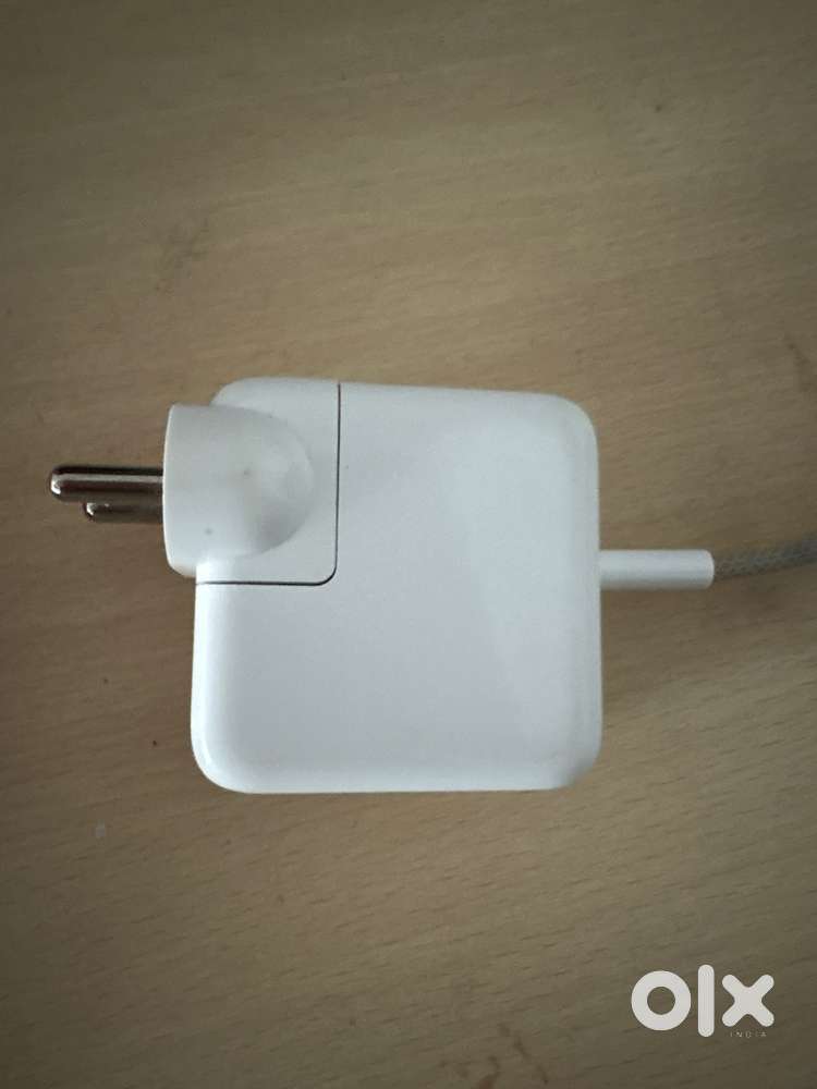 Apple 35W Dual USB-C Port Power Adapter