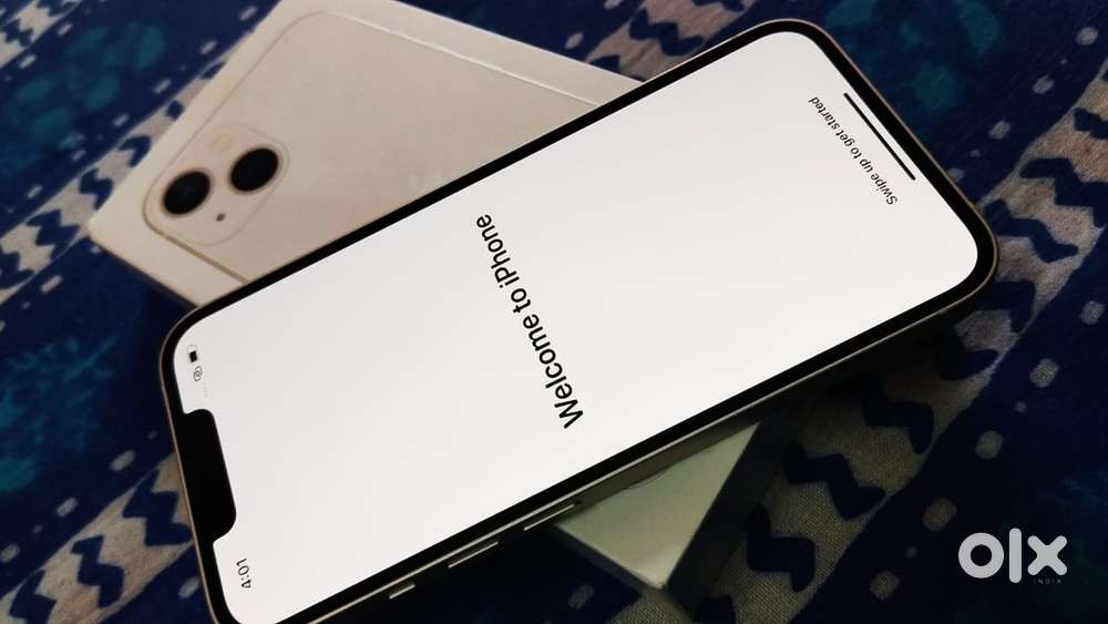 Iphone 13 White Colour