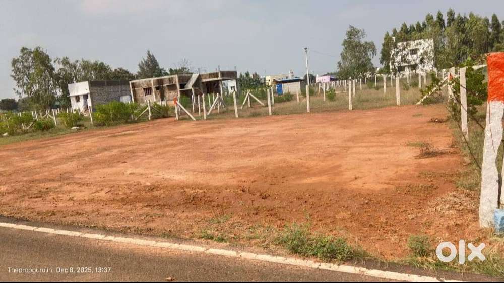 22L plot for 4 Cent @ Kandanur