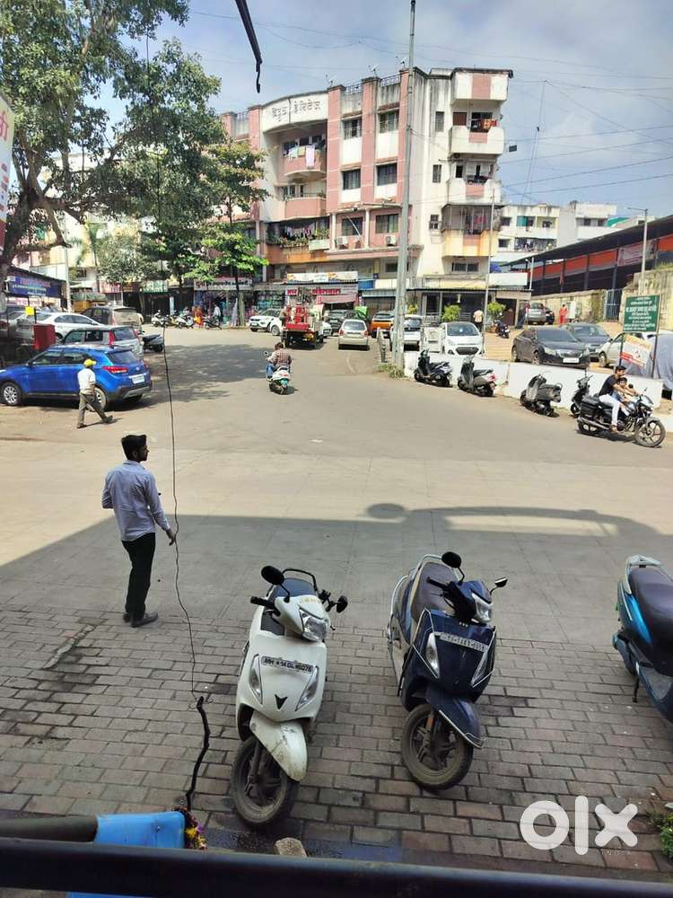 आकुर्डी भाजी मंडई जवळ  दुकान विकणे आहे
