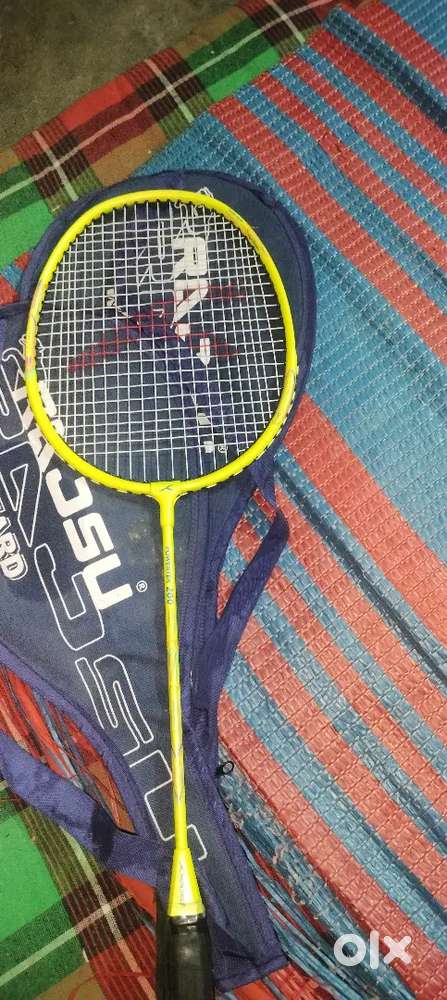 Badminton racket