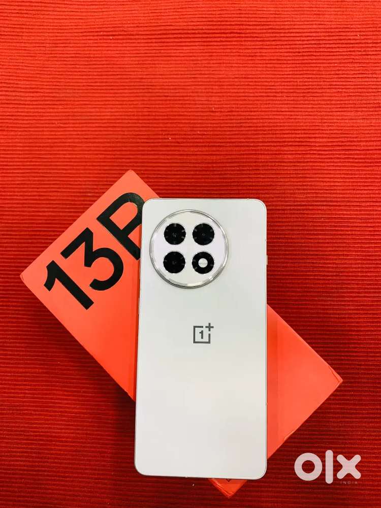 One plus 13r 12/256gb