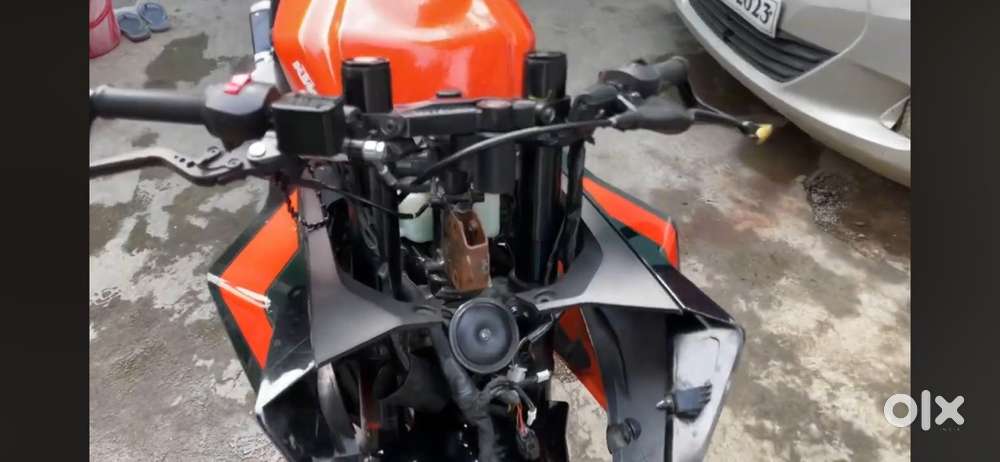Sports bike mechanic