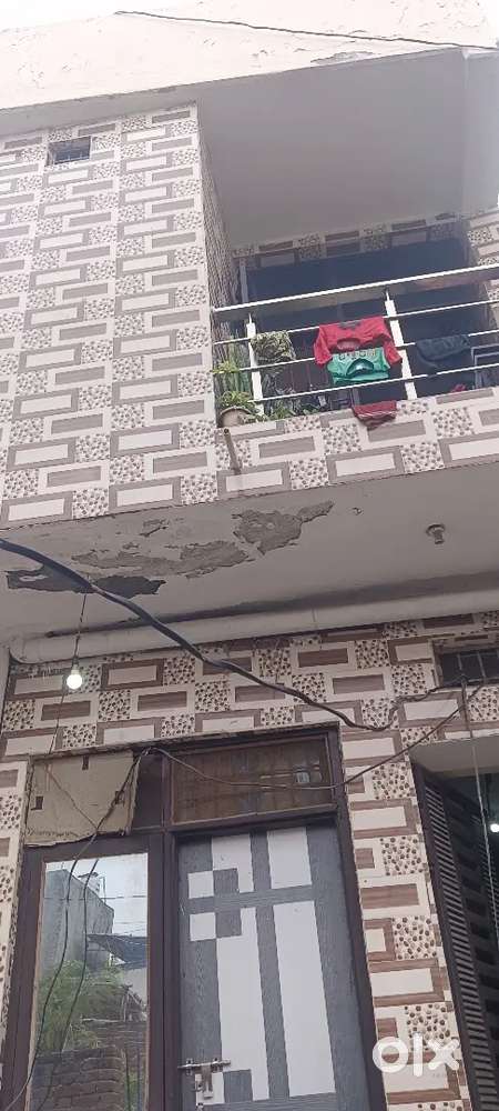 Plot sale 2.5 manjil ka