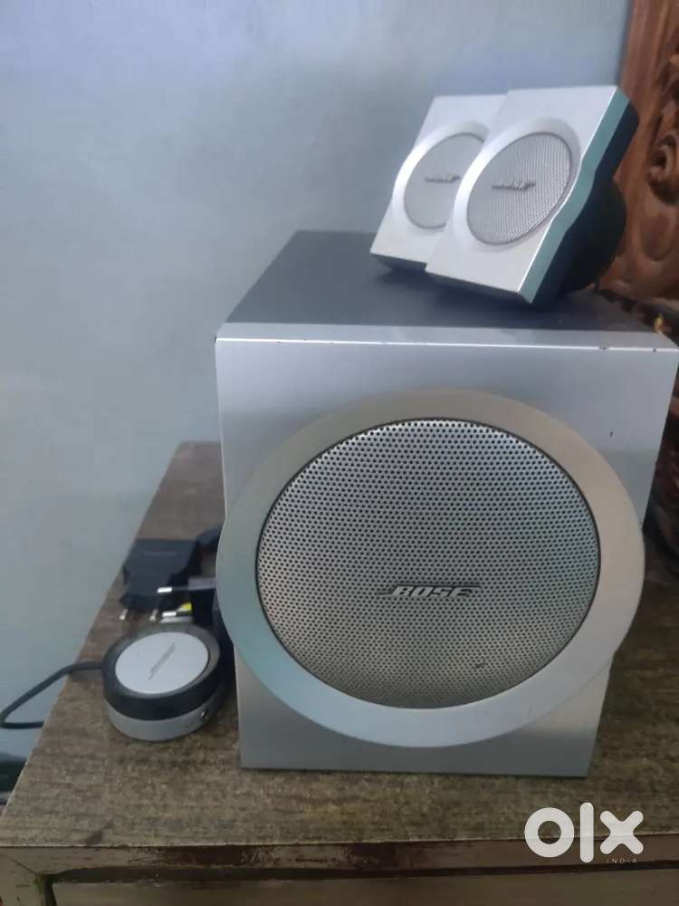 Bose companion 3 speaker